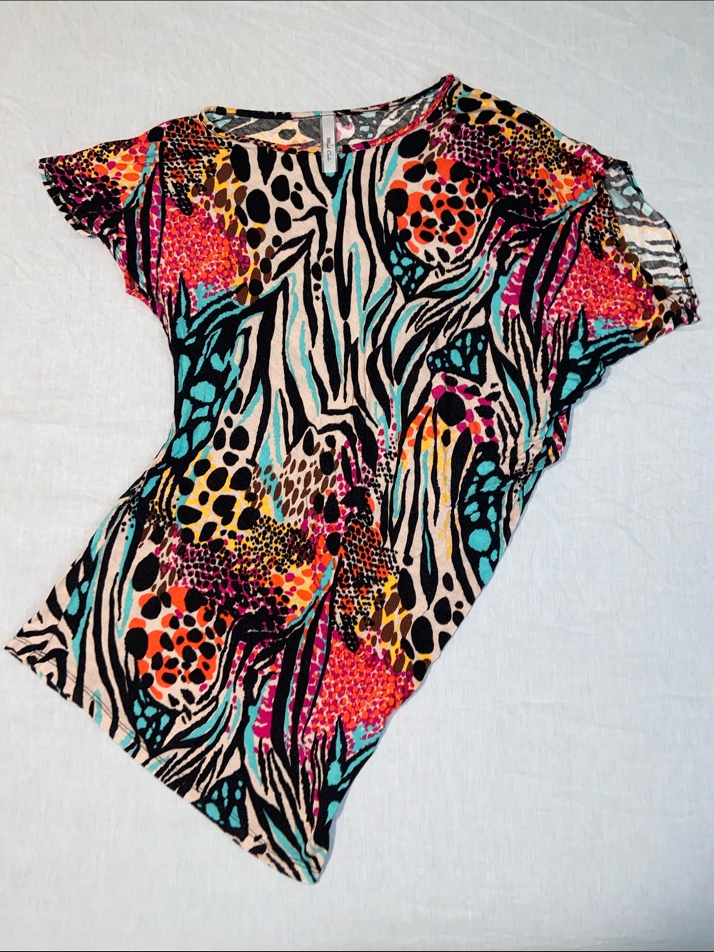 Mind Code Multicolor Animal-Print Short Sleeve Top asymmetrical